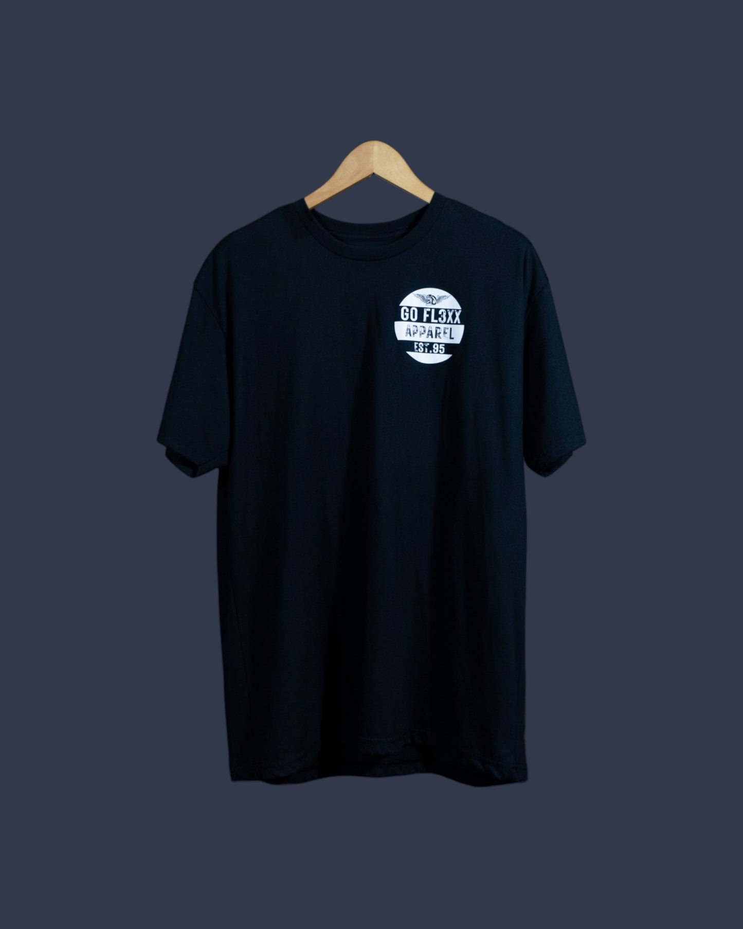 LEGENDS DONT BLEND - T SHIRT