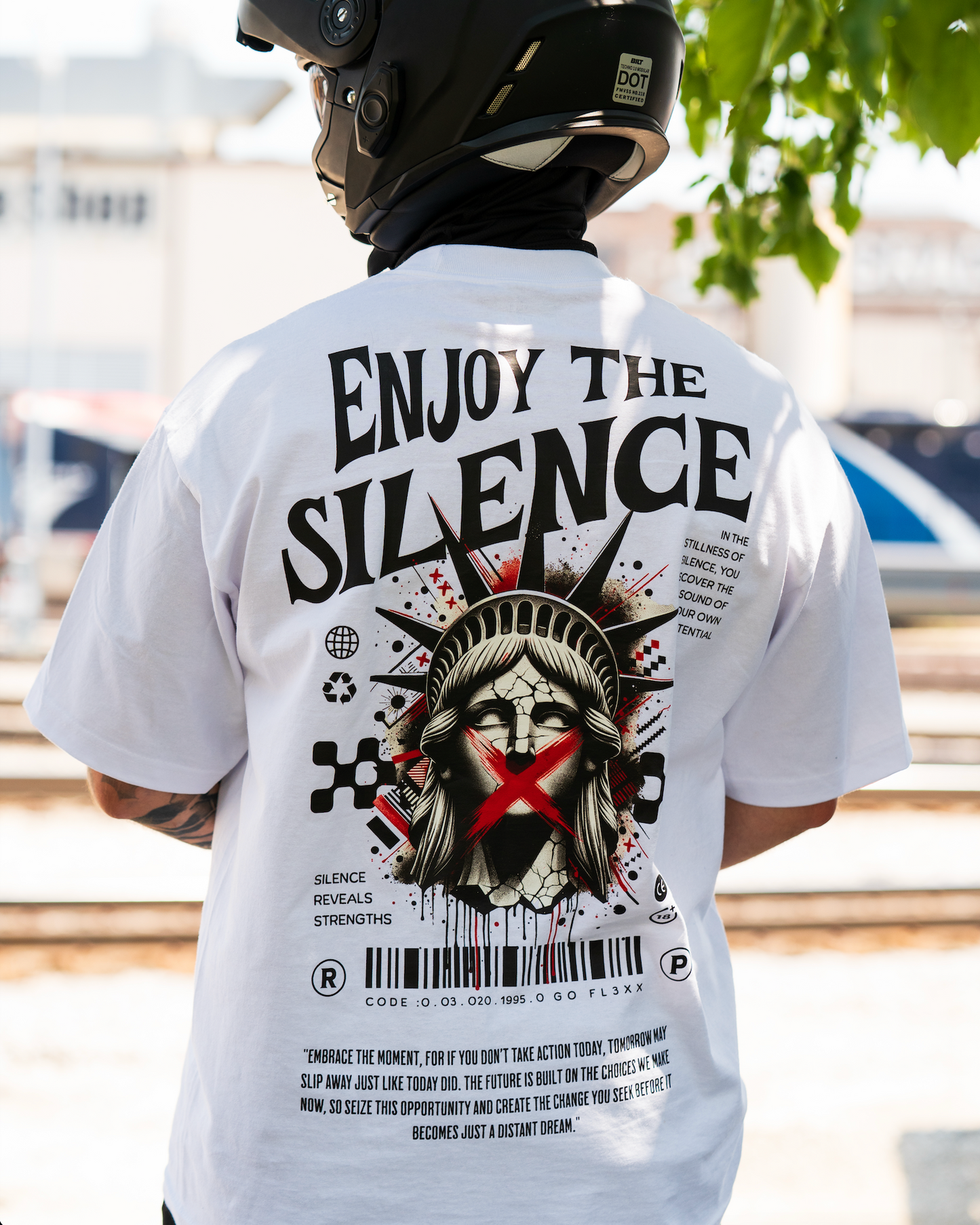 ENJOY THE SILENCE - OVERSIZED Tee